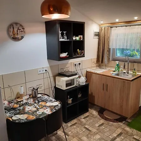 Relax Time Videken 基什孔豪洛什